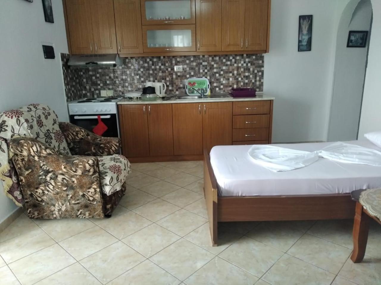Hako Apartments Саранде Екстериор снимка
